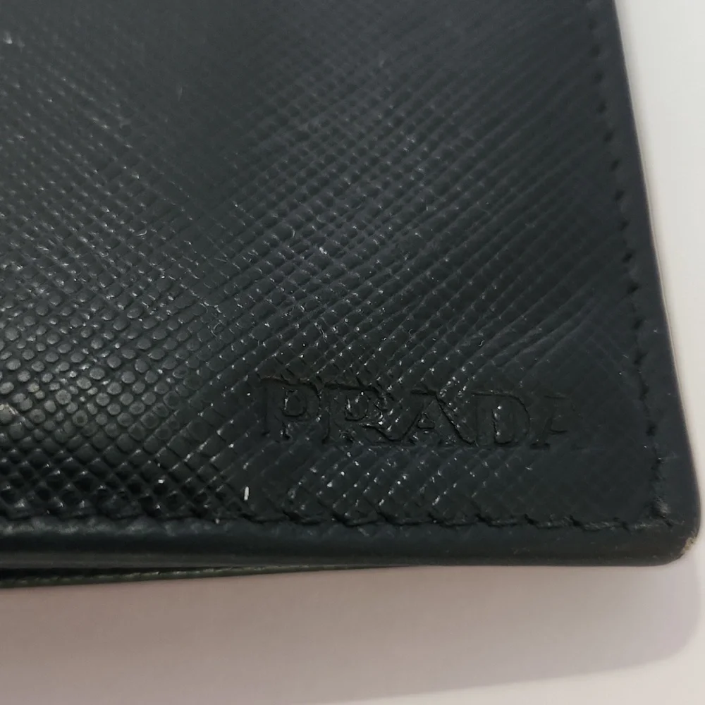 Prada Black Wallet - Picture 2 of 14
